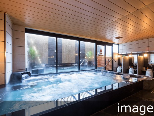 APA Hotel Yamanote Otsuka Eki Tower