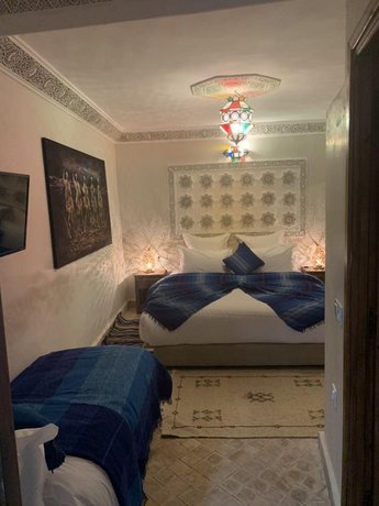 Riad Abaka by Ghali