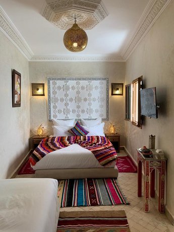 Riad Abaka by Ghali