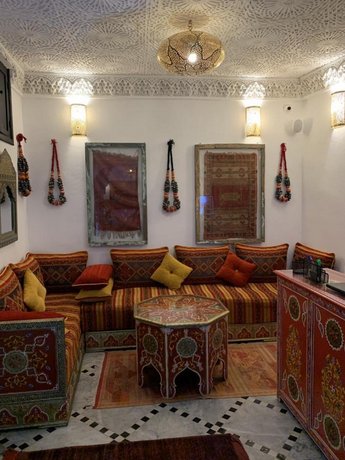 Riad Abaka by Ghali