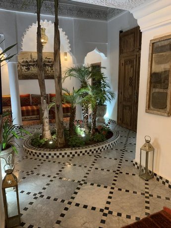 Riad Abaka by Ghali