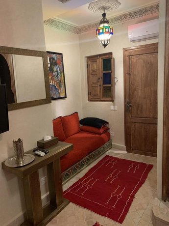 Riad Abaka by Ghali