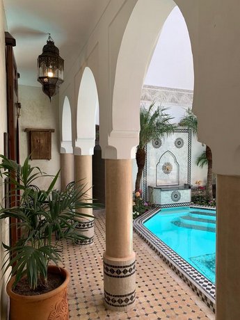 Riad Abaka by Ghali