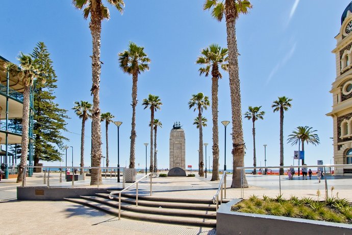 Photo: Glenelg Oasis Studios Photo: Glenelg Oasis Studios