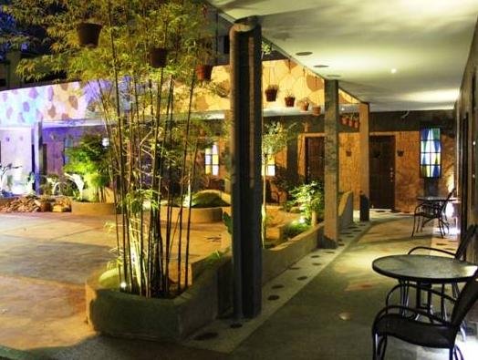 Banana Boutique Hotel