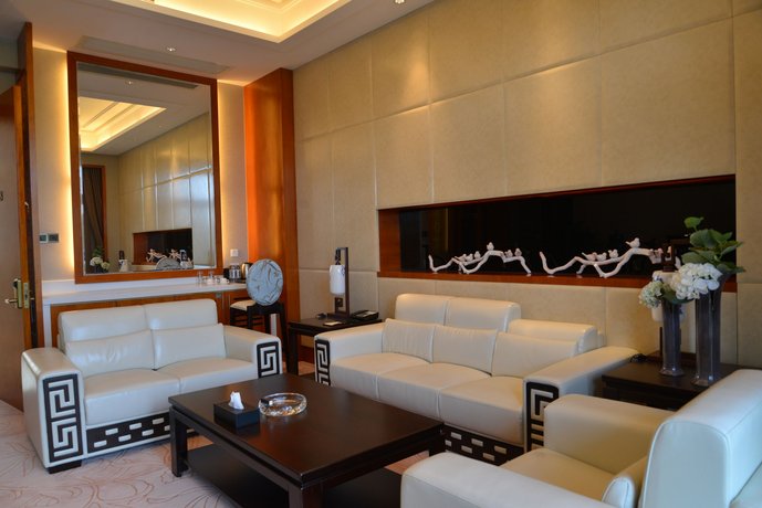 Dongguan Yingbing Hotel