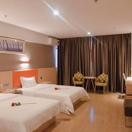 7day Premium Chengdu Railway East Station Capitaland Square Branch