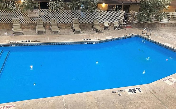 1Hotel