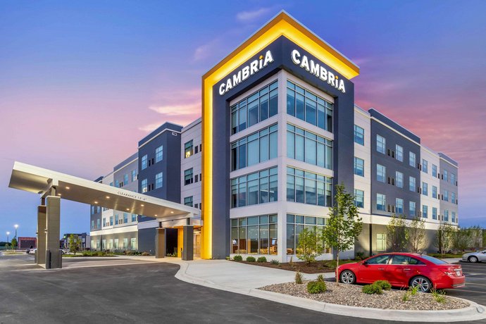 Cambria Hotel Bettendorf - Quad Cities