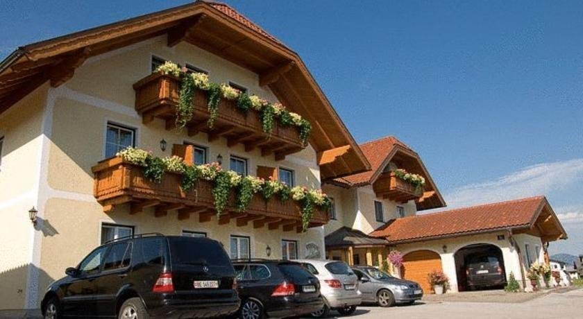 Hotel Frauenschuh Maxglan West Austria thumbnail