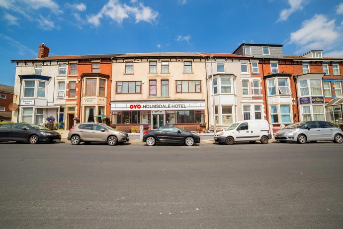 OYO Holmsdale Hotel
