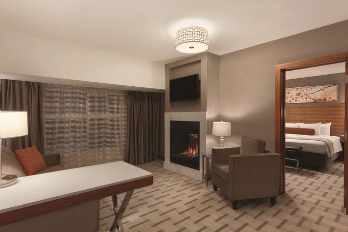 Radisson Hotel & Conference Center Calgary Airport East