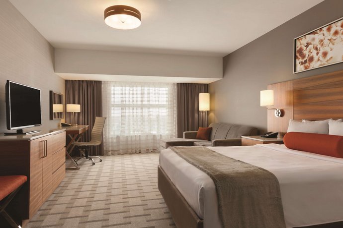 Radisson Hotel & Conference Center Calgary Airport East