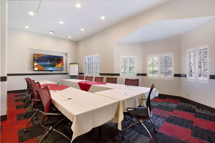 Radisson Hotel San Diego Rancho Bernardo
