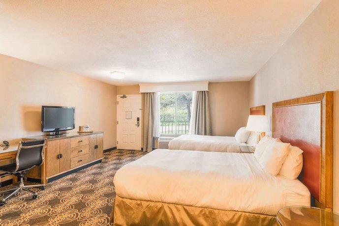 Radisson Hotel San Diego Rancho Bernardo