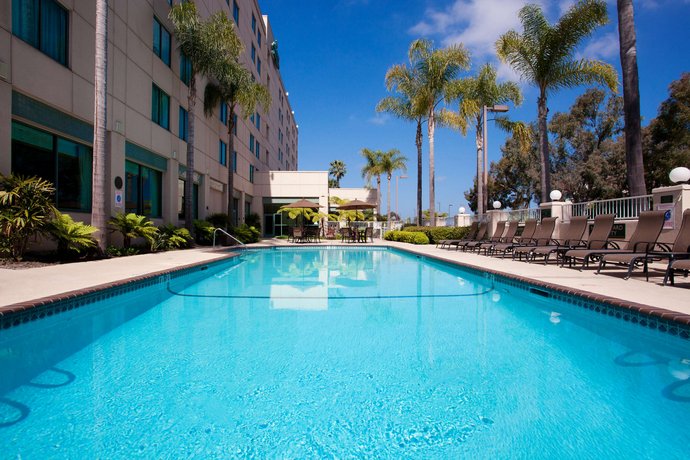 Country Inn & Suites by Radisson San Diego North CA