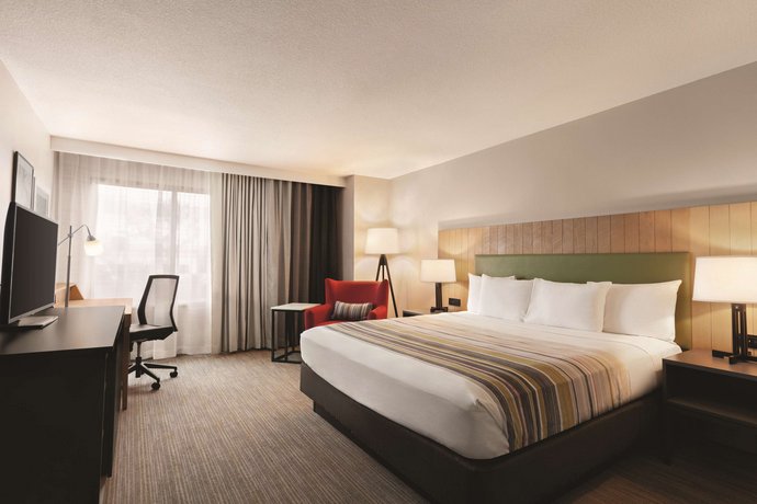 Country Inn & Suites by Radisson San Diego North CA
