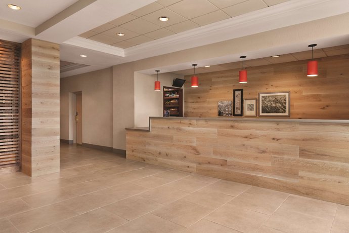 Country Inn & Suites by Radisson San Diego North CA