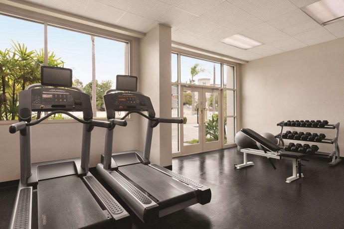 Country Inn & Suites by Radisson San Diego North CA