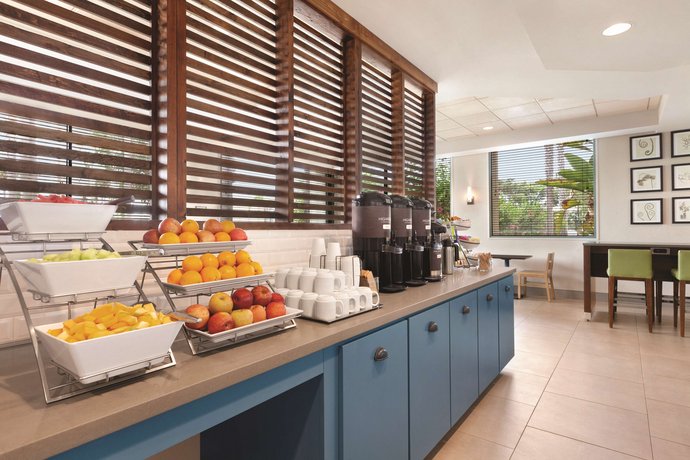 Country Inn & Suites by Radisson San Diego North CA