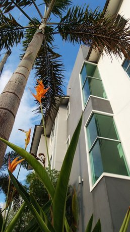 Palm City Villa