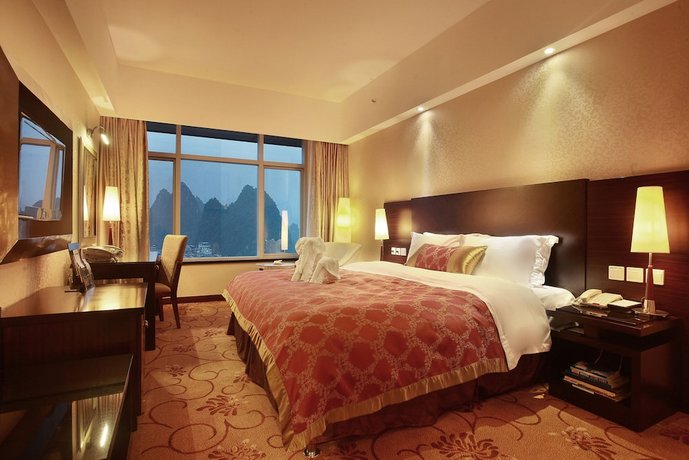 Lijiang Waterfall Hotel Guilin
