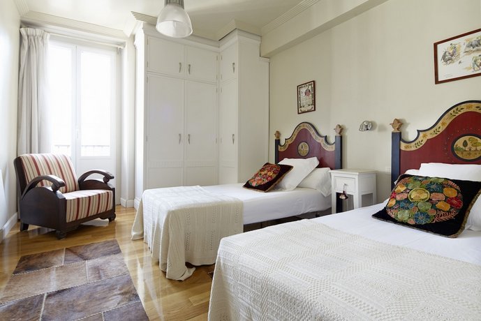 San Fermin Apartment by FeelFree Rentals