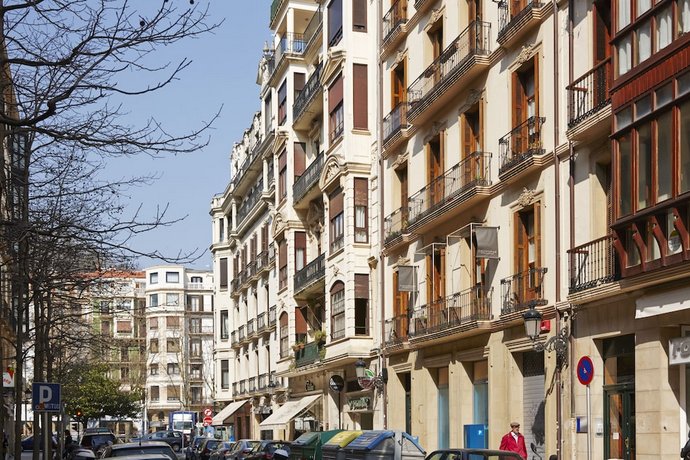San Fermin Apartment by FeelFree Rentals