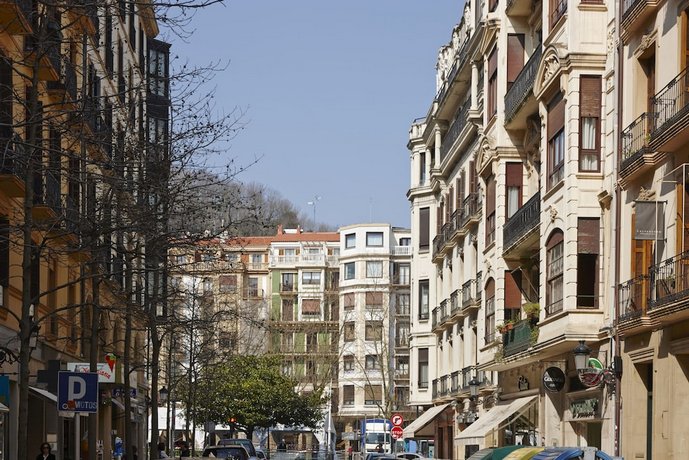 San Fermin Apartment by FeelFree Rentals