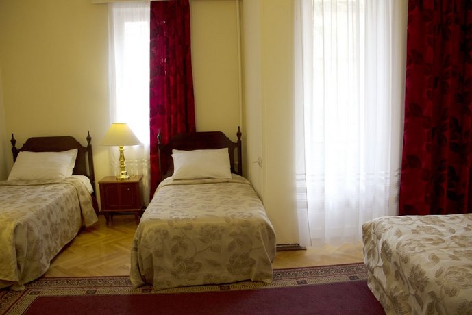 Iliani Hotel