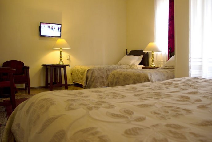 Iliani Hotel