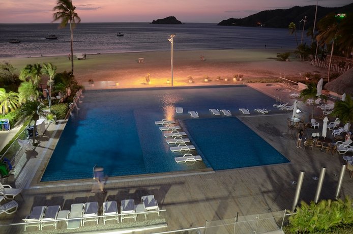 Tamaca Beach Resort Hotel by Sercotel Hotels