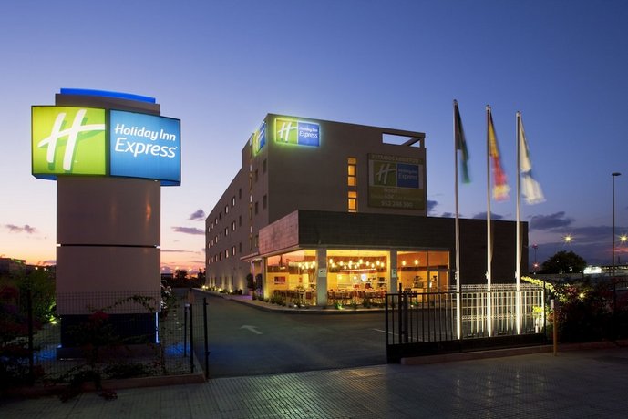 Holiday Inn Express Malaga Airport Malaga Airport Spain thumbnail
