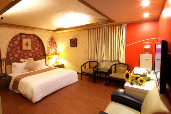 Benz Hotel