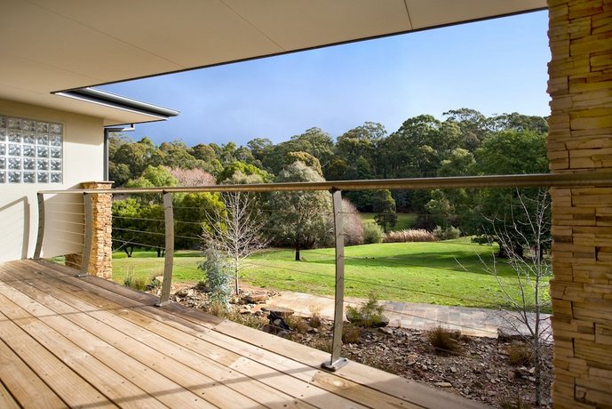Lake Daylesford Lodge 5