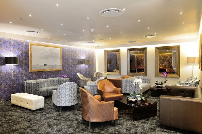 Signature Lux Hotel By ONOMO Sandton