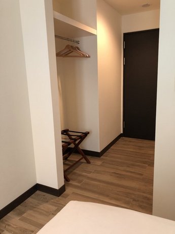 Honest & Warm Hotel