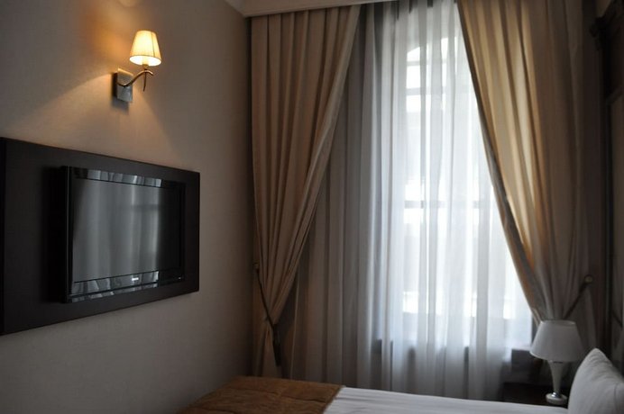 Atik Palas Hotel