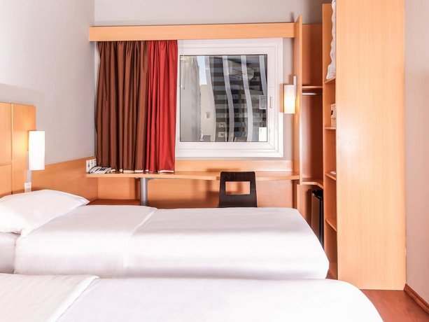 Ibis Asuncion