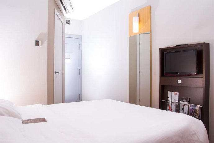 Ibis Asuncion