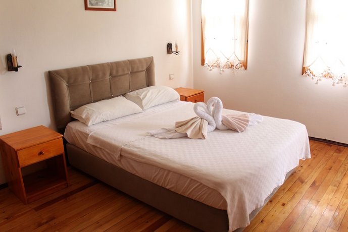 Mese Suites