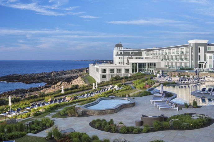 Cliff House Maine