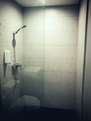 Simple Inn Jakarta Wahid Hasyim
