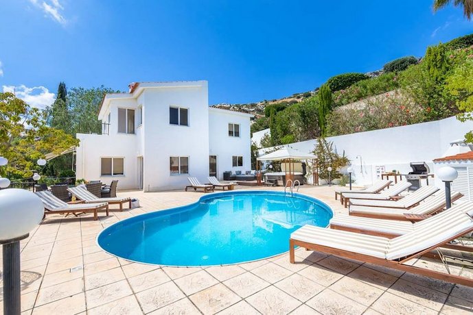 Villa Atlantica