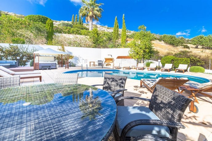 Villa Atlantica