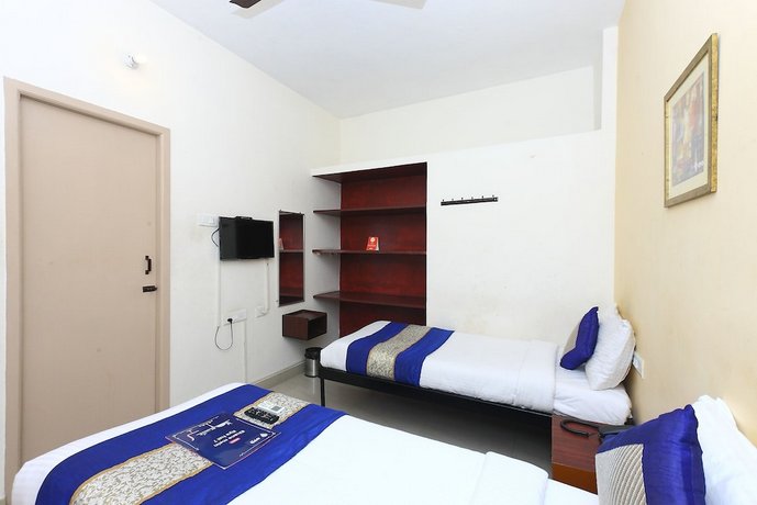 OYO 3860 Apartment JLS Gruha