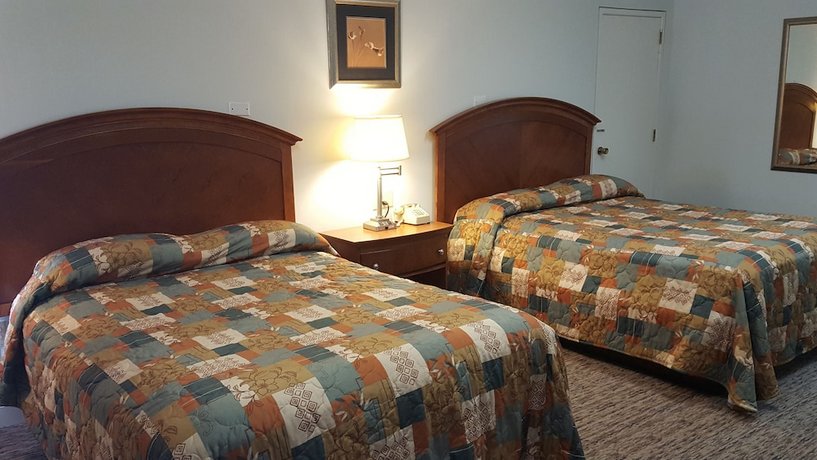 The Mountaineer Inn - Asheville