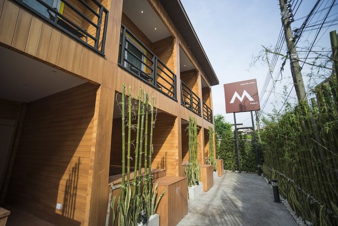The M Pool Villas Bangkok - BTS Ekkamai