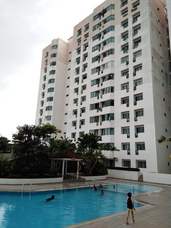 Likas Deluxe 3 Bedroom Apartment