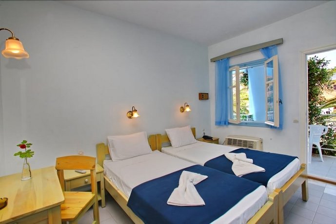 Dolphin Hotel
